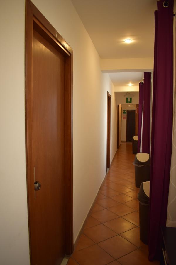 Sandy Hotel Rome Exterior photo